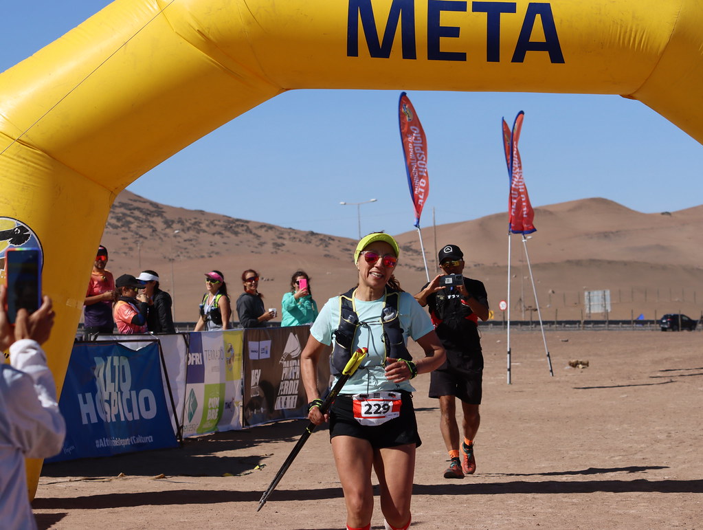 Largada de Pampa Perdiz Trail en el desierto